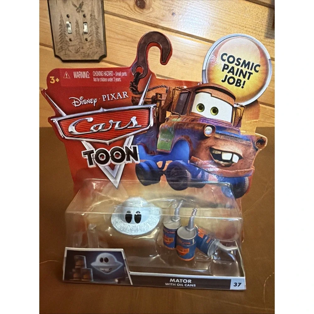 DISNEY PIXAR CARS TOON MATOR WITIH OIL CANS